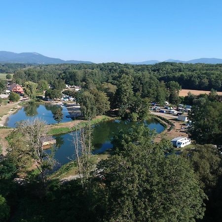 Camping Alsace Les Castors Burnhaupt-le-Haut Екстер'єр фото